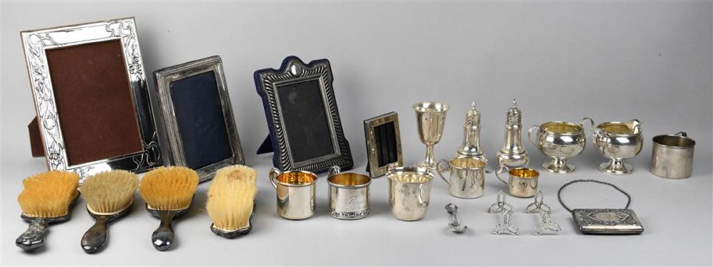 GROUP OF SILVER ITEMSGROUP OF