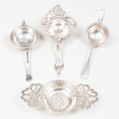 GROUP OF SILVER TEAWARESCompri