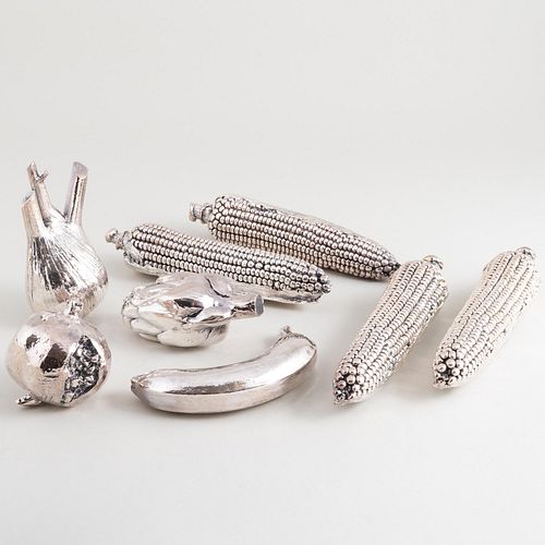 GROUP OF SILVERED METAL MODELS OF