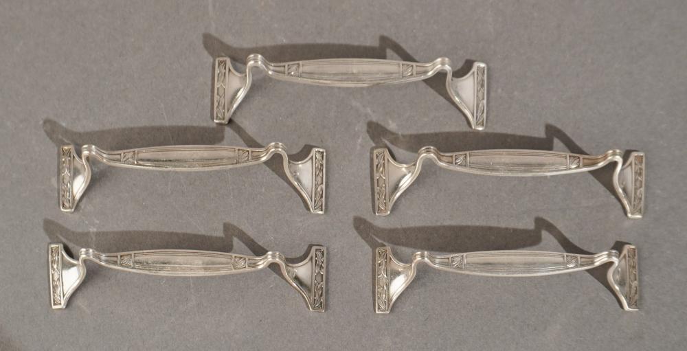 GROUP OF SILVERPLATE KNIFE
