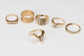 GROUP OF SIX 14 KARAT YELLOW G