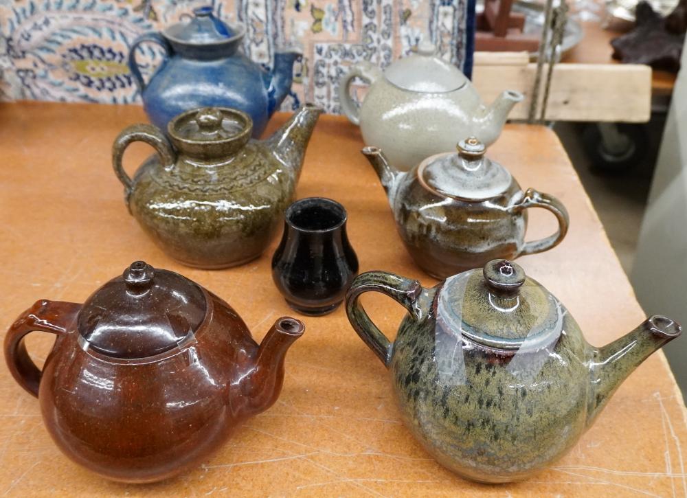GROUP OF SIX JUGTOWN AND OTHER
