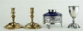 GROUP OF SMALL DECORATIVE OBJE