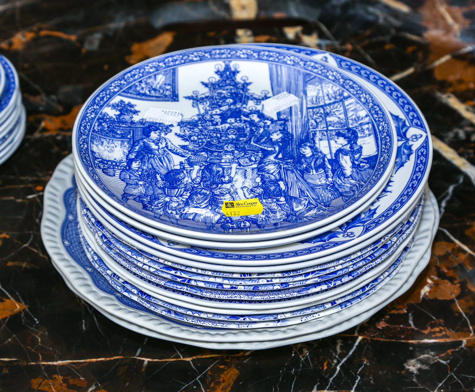 GROUP OF SPODE DINNER PLATES
