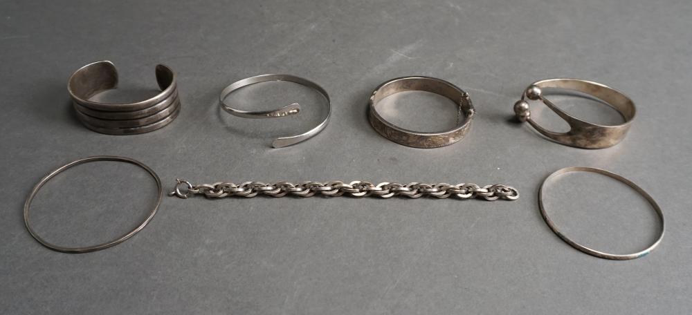 GROUP OF STERLING SILVER BANGLE AND