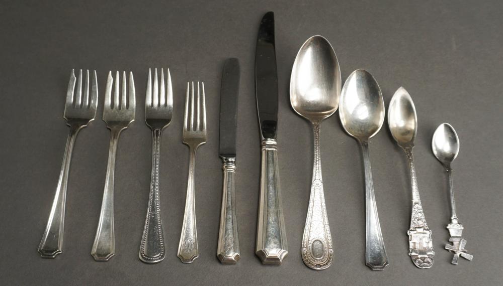 GROUP OF STERLING SILVER FLAT TABLE