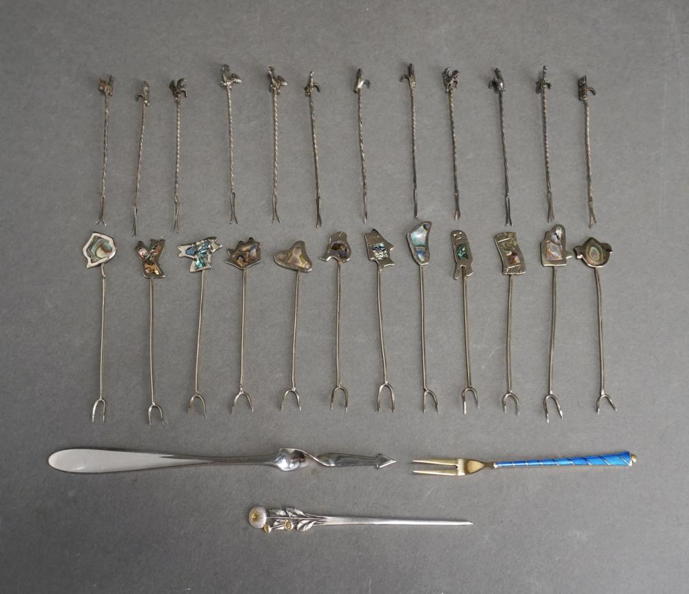 GROUP OF STERLING SILVER HORS