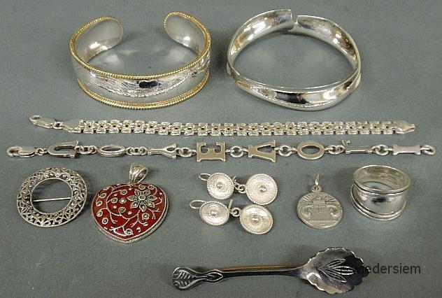 Group of sterling silver jewelry to