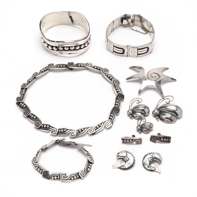 GROUP OF STERLING SILVER JEWELRY