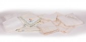GROUP OF TABLE AND BED LINENSG