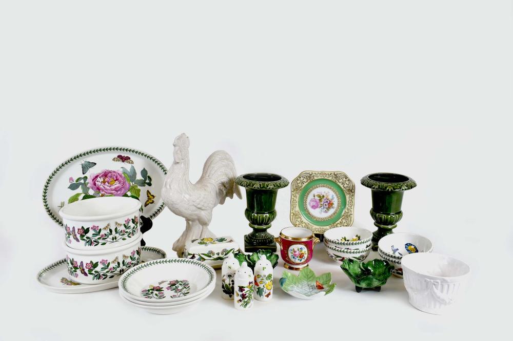 GROUP OF TEN EARTHENWARE KITCHEN