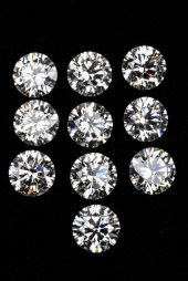 GROUP OF TEN LOOSE DIAMONDScon