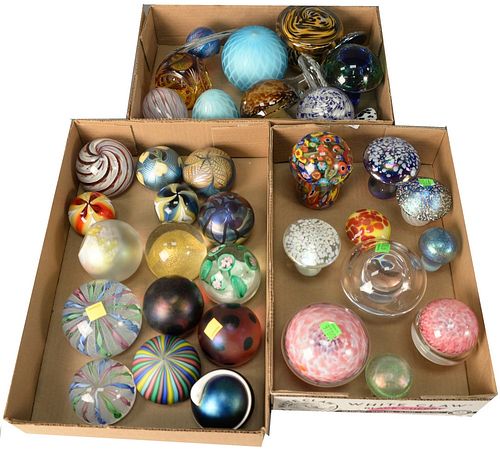GROUP OF THIRTY-SEVEN ASSORTED