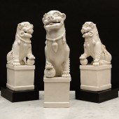 GROUP OF THREE BLANC DE CHINE