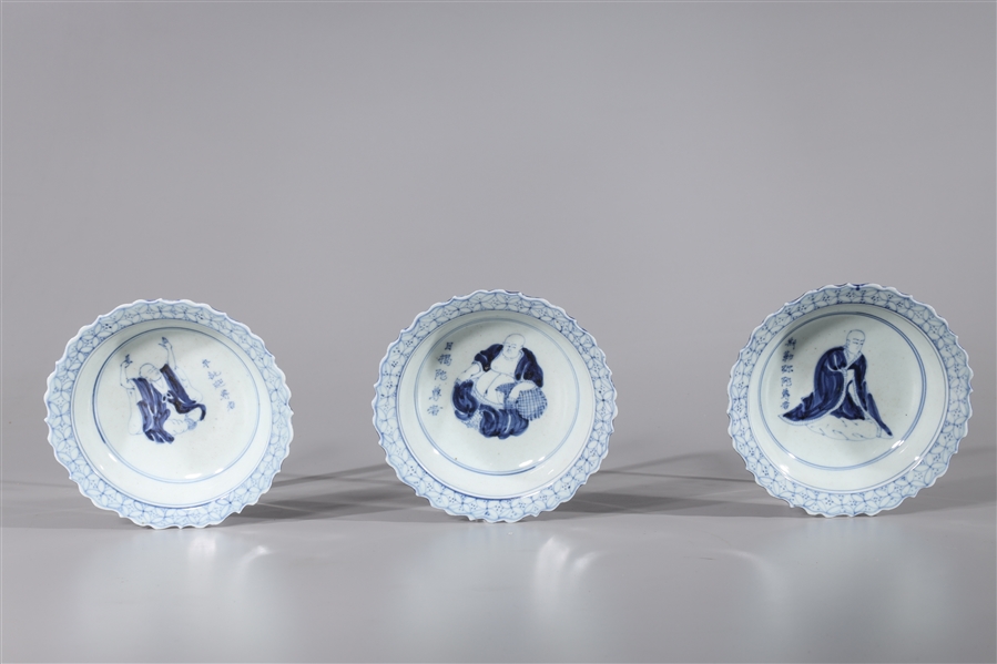 Group of three Chinese blue and
