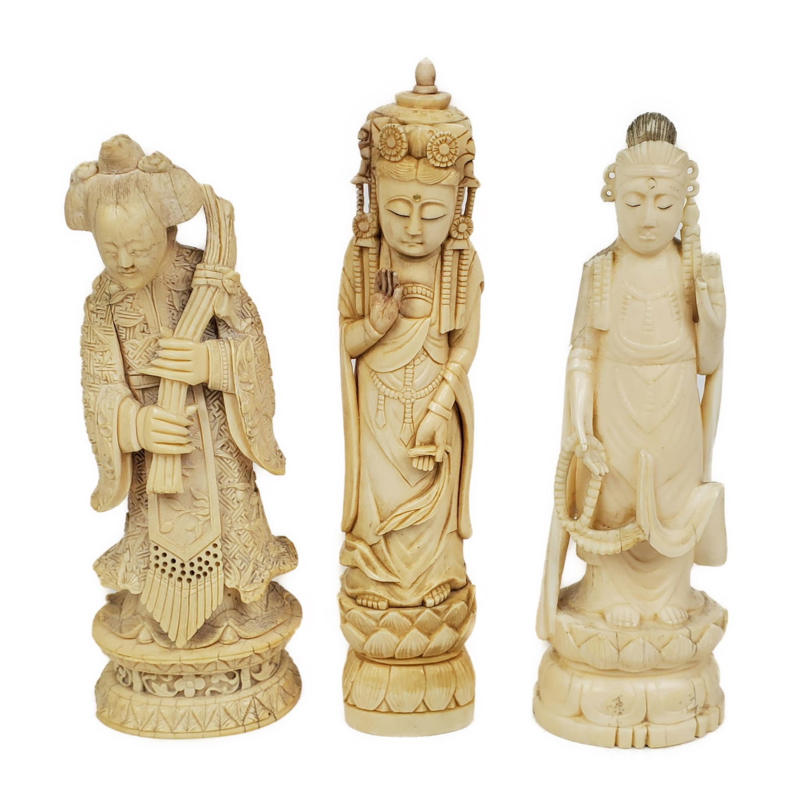 GROUP OF THREE CHINESE CARVED