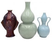 GROUP OF THREE CHINESE PORCELA