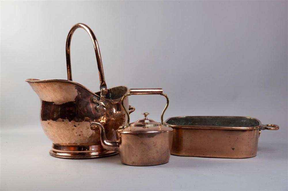 GROUP OF THREE COPPER KITCHEN