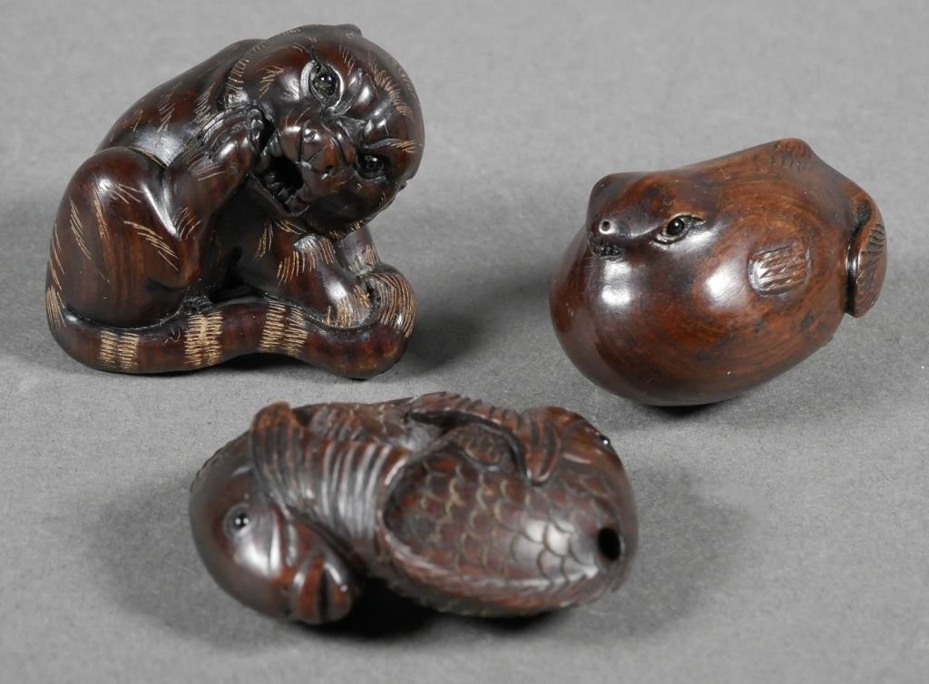 GROUP OF THREE FIGURAL KATABORI