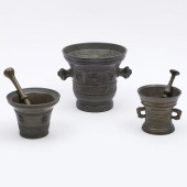 GROUP OF THREE FLEMISH BRONZE