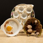GROUP OF THREE GLAZED TROMPE L