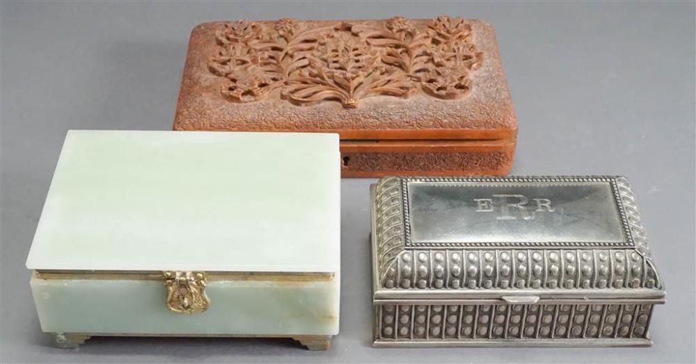 GROUP OF THREE JEWELRY BOXES: