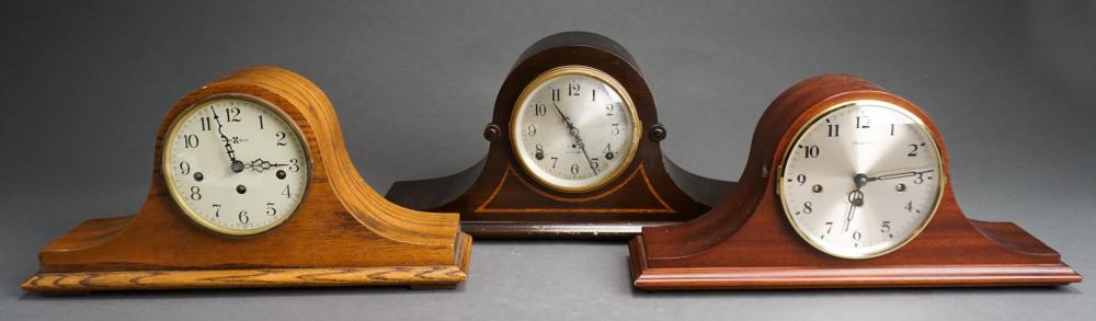 GROUP OF THREE MANTLE CLOCKSGroup