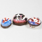 GROUP OF THREE STAFFORDSHIRE E