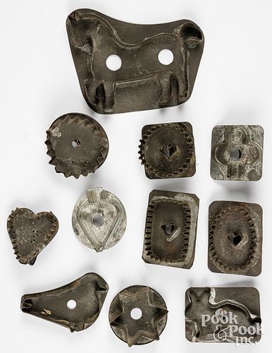 GROUP OF TIN COOKIE CUTTERSGroup of