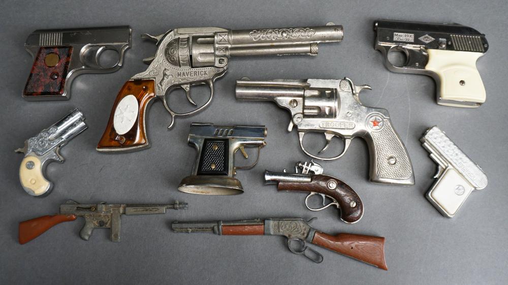 GROUP OF TOY GUNSGroup of Toy Guns,