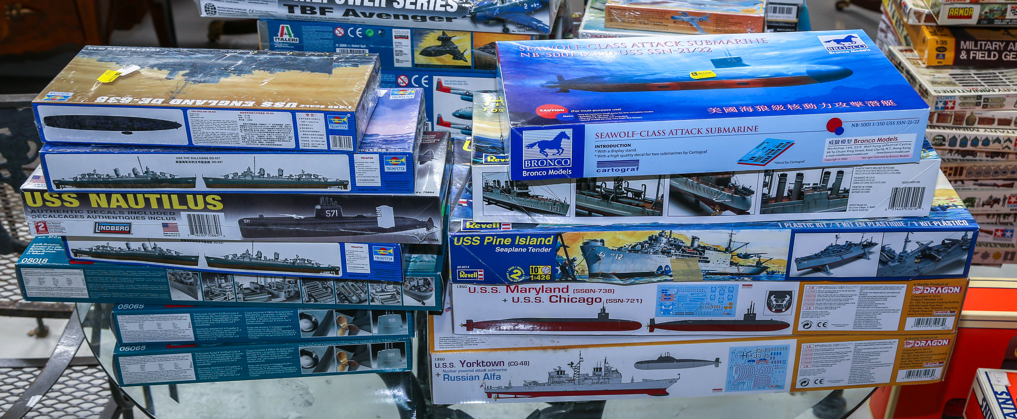 GROUP OF U.S. NAVY PLASTIC MODEL