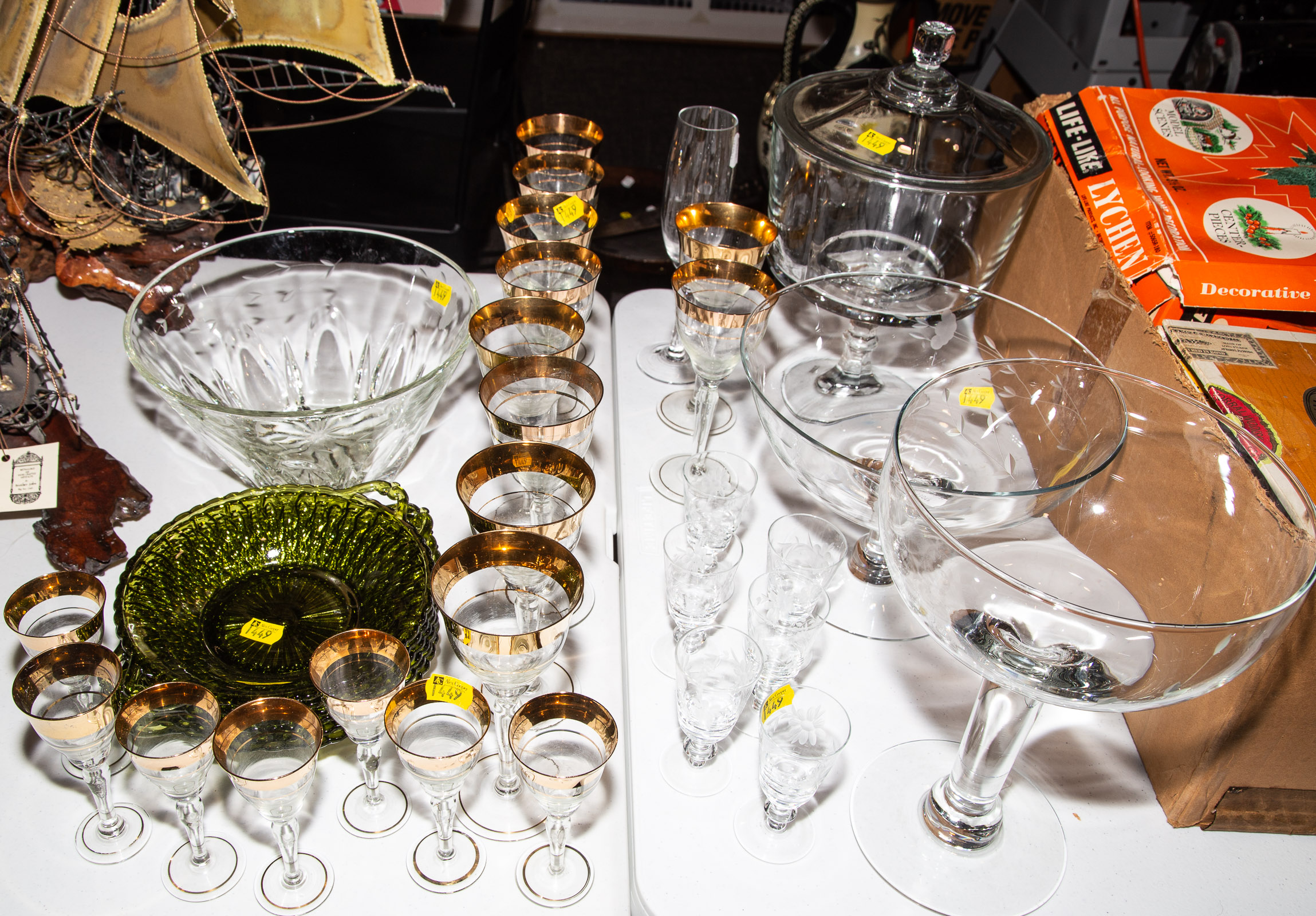 GROUP OF USEFUL GLASSWARE