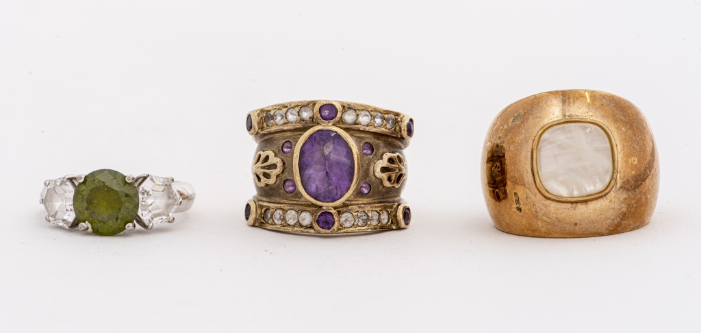 GROUP OF VERMEIL & SILVER COLORED