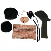 GROUP OF VICTORIAN ACCESSORIES