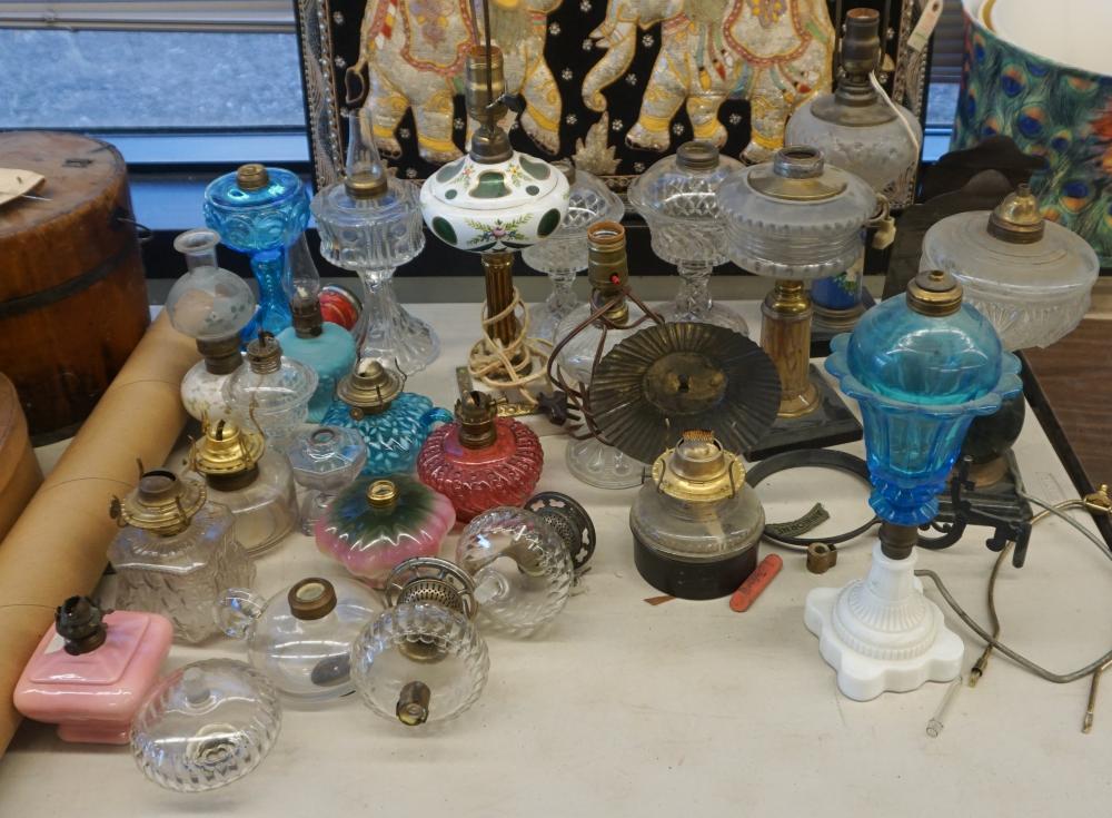 GROUP OF VICTORIAN GLASS