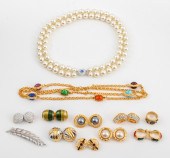 GROUP OF VINTAGE COSTUME JEWEL