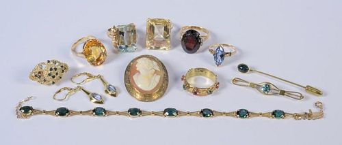 GROUP OF VINTAGE JEWELRY, 12