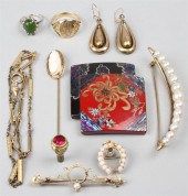 GROUP OF VINTAGE JEWELRY AND O