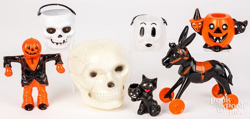 GROUP OF VINTAGE PLASTIC