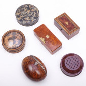 GROUP OF WOOD BOXES<br>Compris