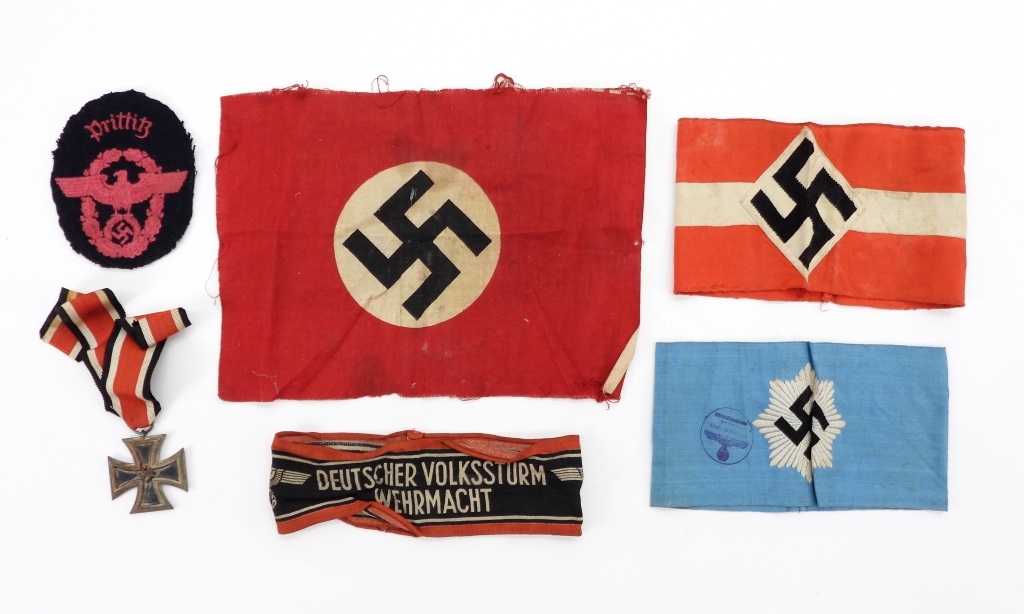 GROUP OF WWII GERMAN INSIGNIA