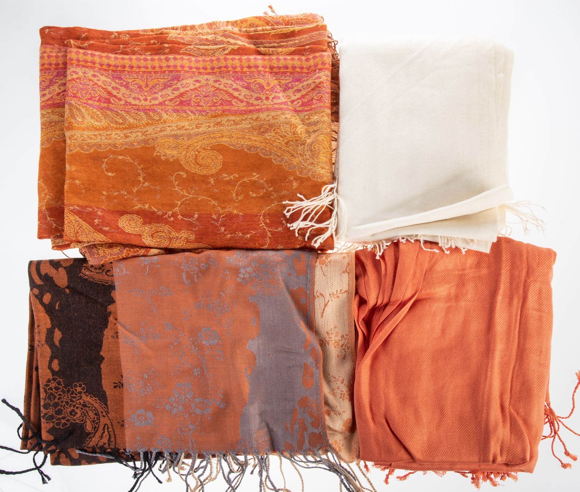 GROUP ORANGE HUE AND CREAM
