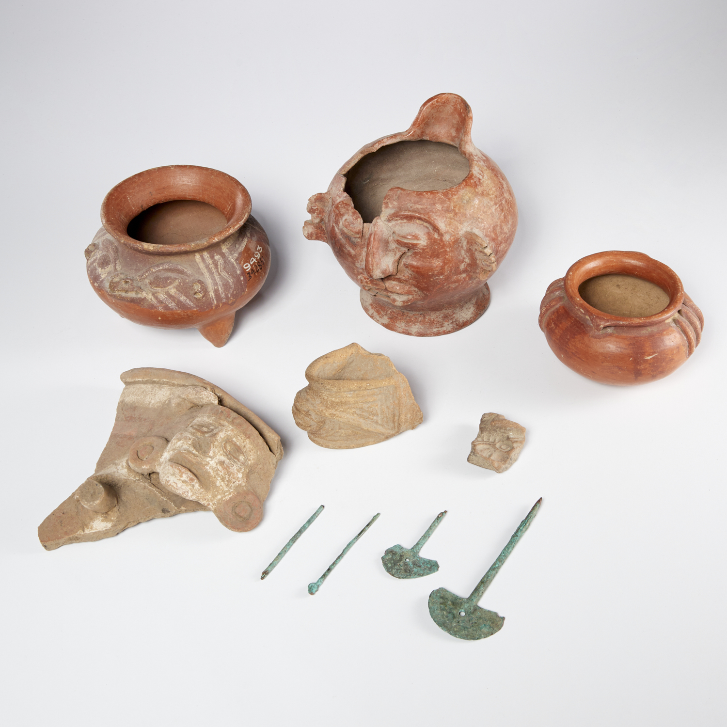 GROUP PRE-COLUMBIAN (OR STYLE OF)