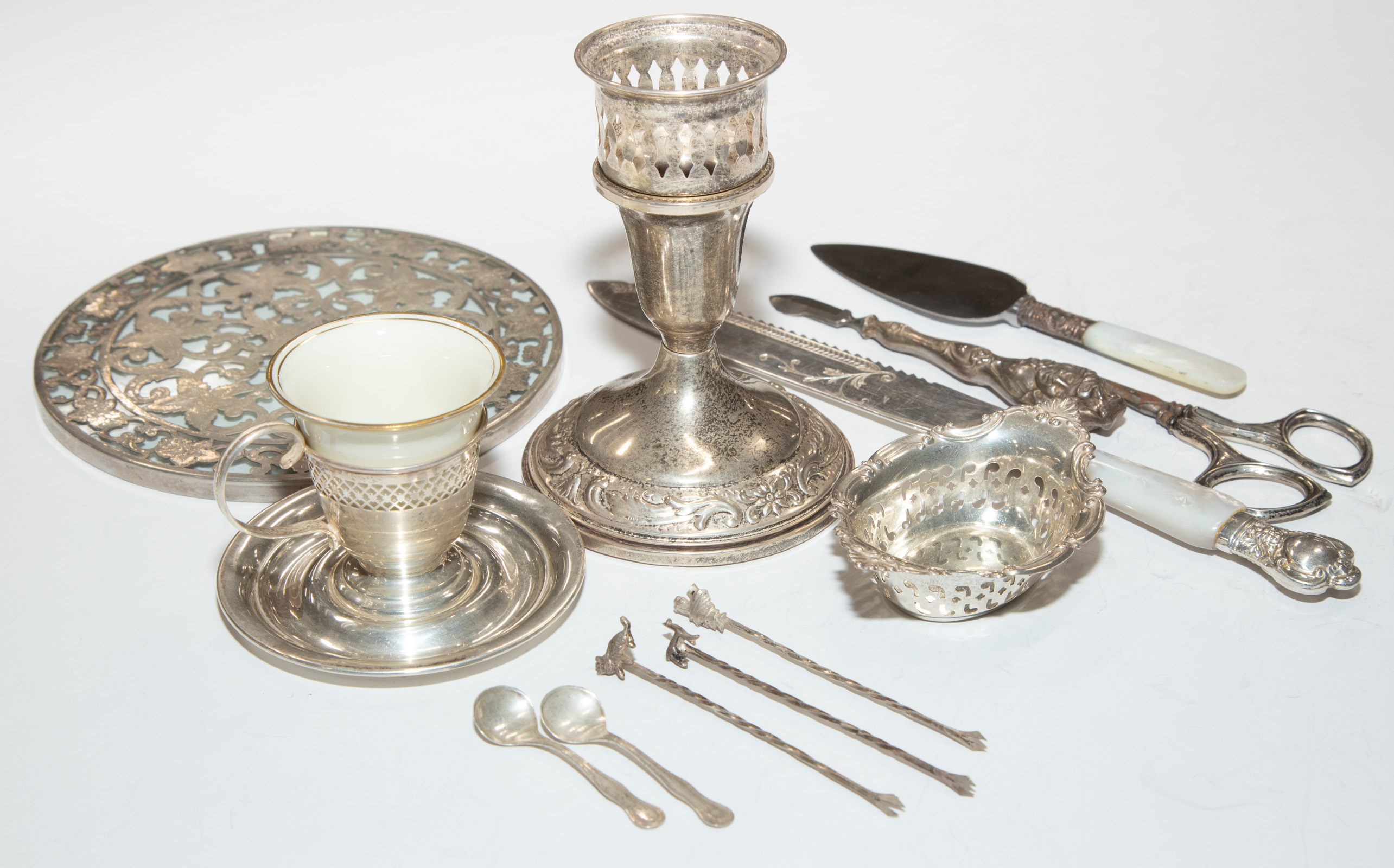 GROUP STERLING SILVER OBJECTS