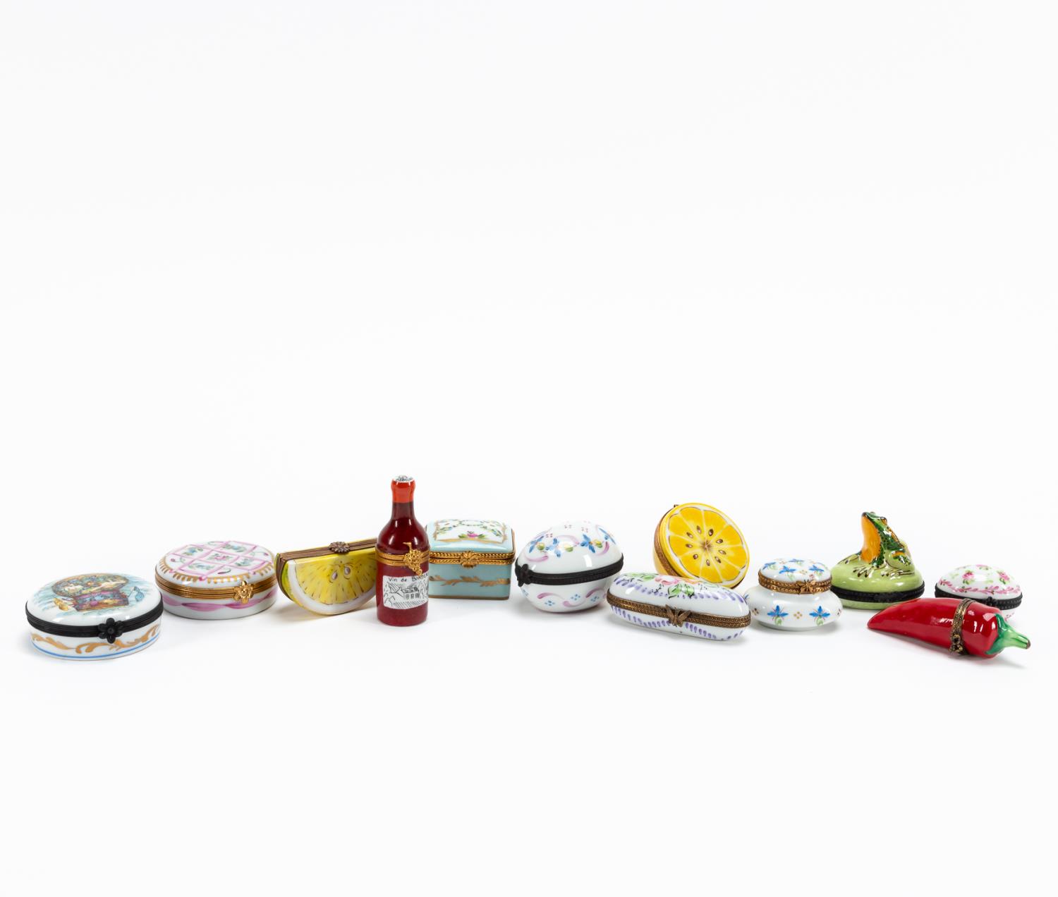 GROUP, TWELVE LIMOGES PORCELAIN