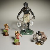 GROUP VENETIAN STYLE MOOR TABL