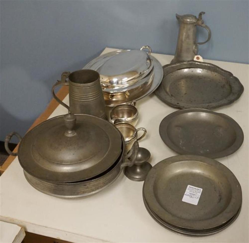 GROUP WITH AMERICAN SILVER PLATE