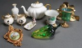 GROUP WITH ASSORTED DECORATIVE
