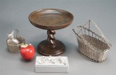 GROUP WITH ASSORTED TABLE ARTI