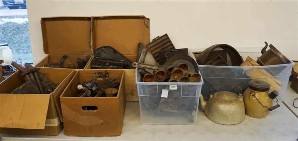 GROUP WITH CAST IRON, WOOD AND